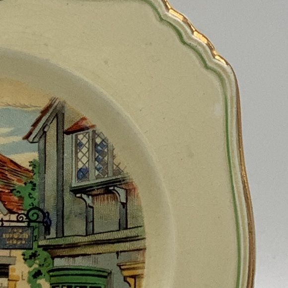 Vintage Royal Winton “Ye Olde Innes”  6” Square Plate - Picture 4 of 9